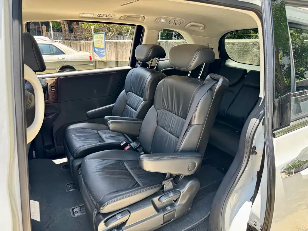 Odyssey 2.4 L Smart Enjoyment