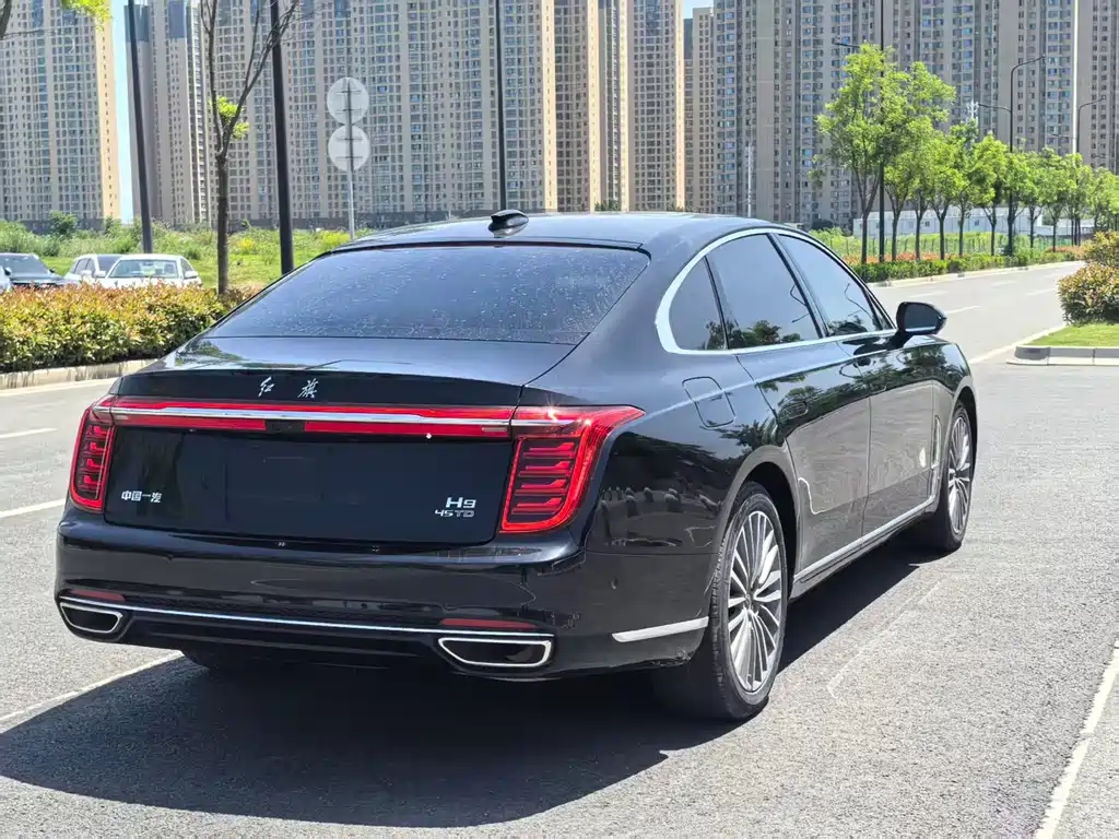Hongqi H9 2.0 T Connected Flagship
