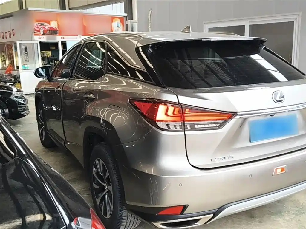 Lexus RX 300 2 WD Elite CN-VI