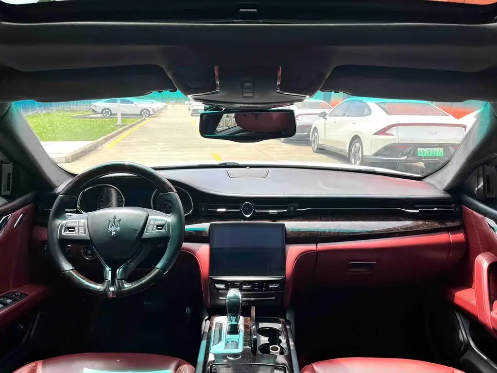 Quattroporte 3.0 T Standard