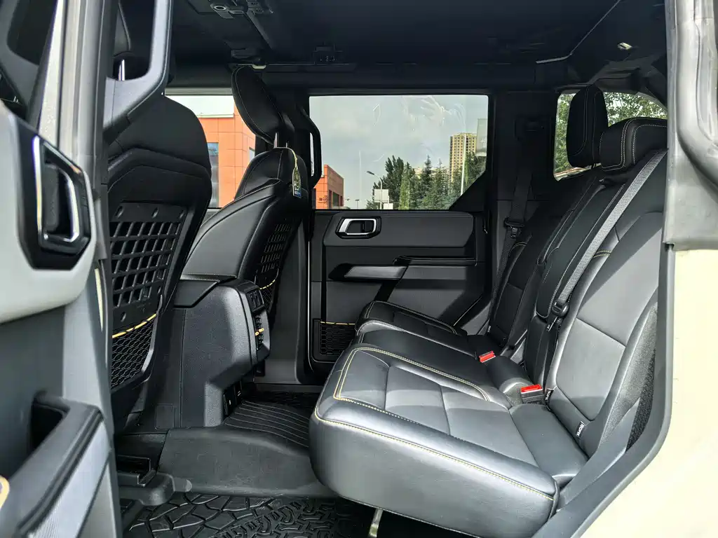 Ford Bronco 2.3 T Badlands