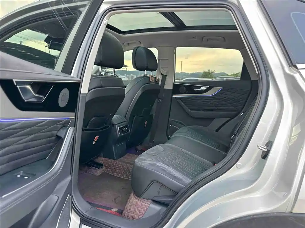 Hongqi HS5 Facelift 2.0 T Connected Flagship Enjoyment