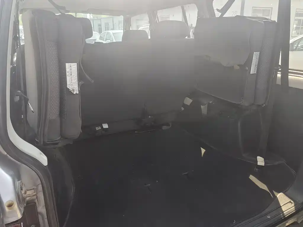 Leopaard Q6 猎豹Q6 2015款 2.4 L 手动两驱精英型