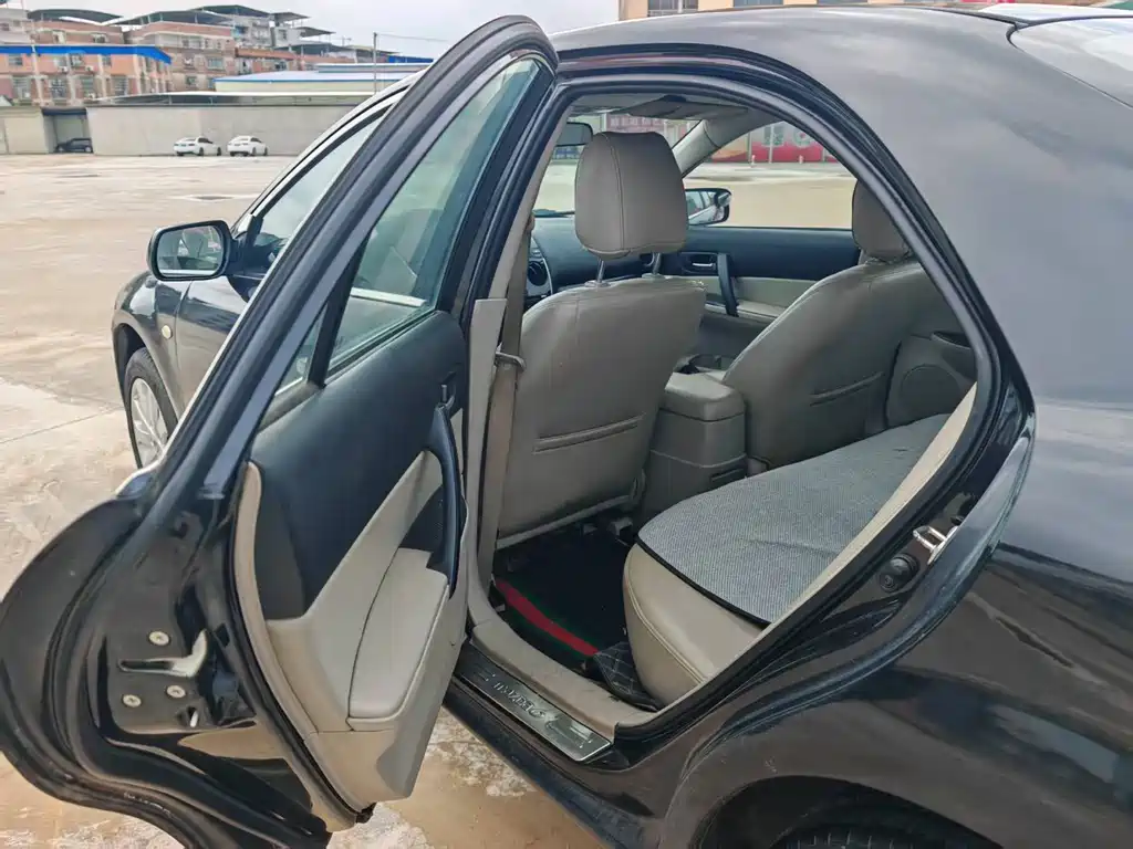 Mazda 6 2.0 L Auto Super Luxury