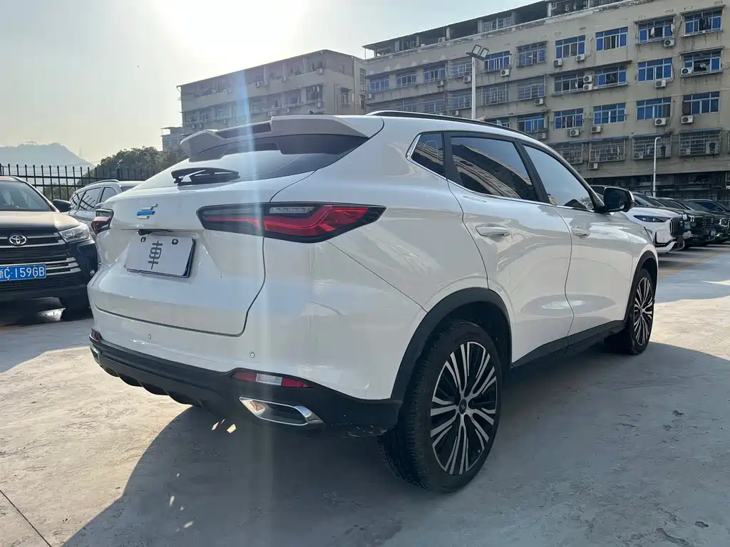 Changan Oshan X5 1.5 T DCT Distinguished