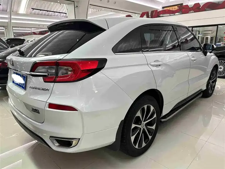Honda Avancier 240 TURBO 2 WD Luxury
