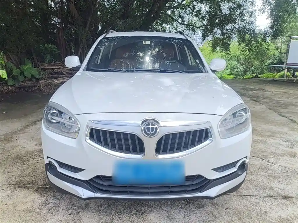 Brilliance V5 1.5 T Auto 2 WD Intelligent