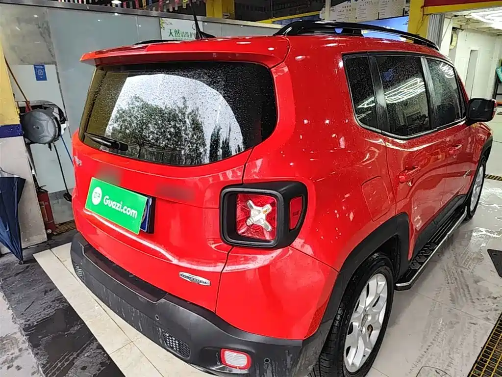 Renegade Connected Large Screen 180 T Auto High Energy