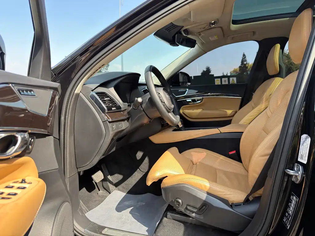 Volvo XC90 T6 Smart Grace 7-seat