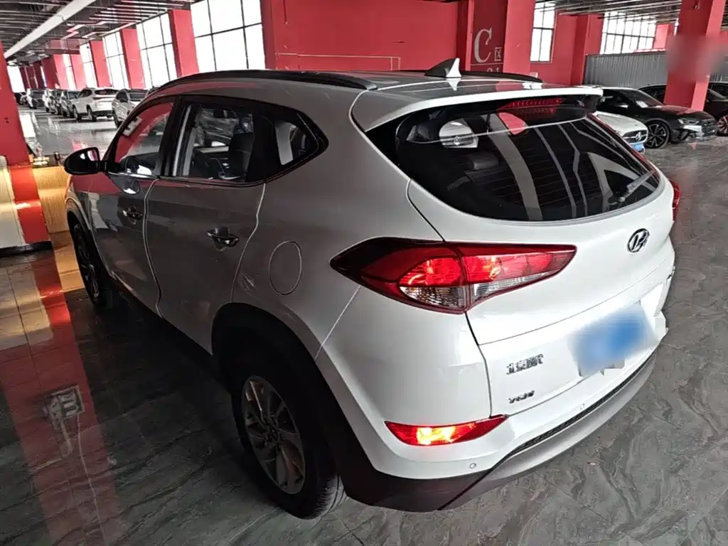Tucson 1.6 T DCT 2 WD Intelligent