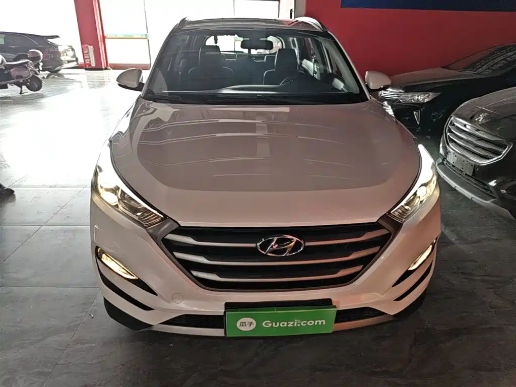 Tucson 1.6 T DCT 2 WD Intelligent