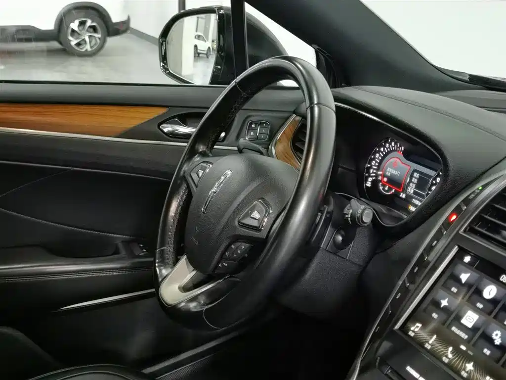 Lincoln MKC 2.0 T 4 WD Graceful