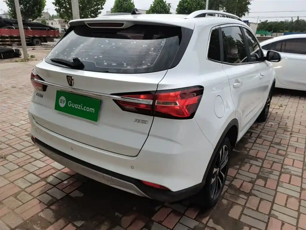 Roewe RX3 荣威RX3 2018款 1.6 L 手动旗舰版