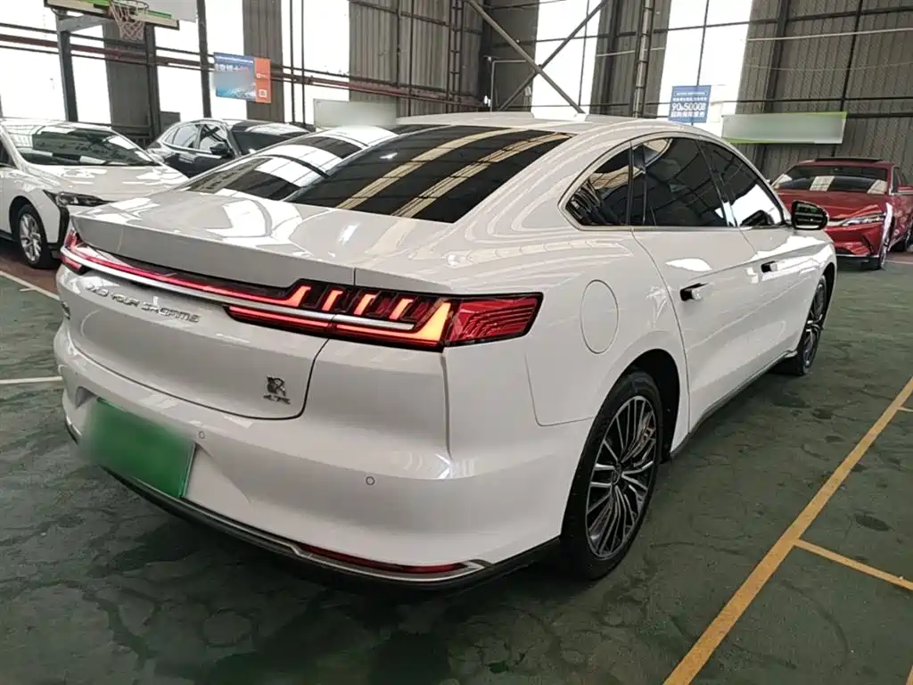 Han DM 4 WD Performance Distinguished