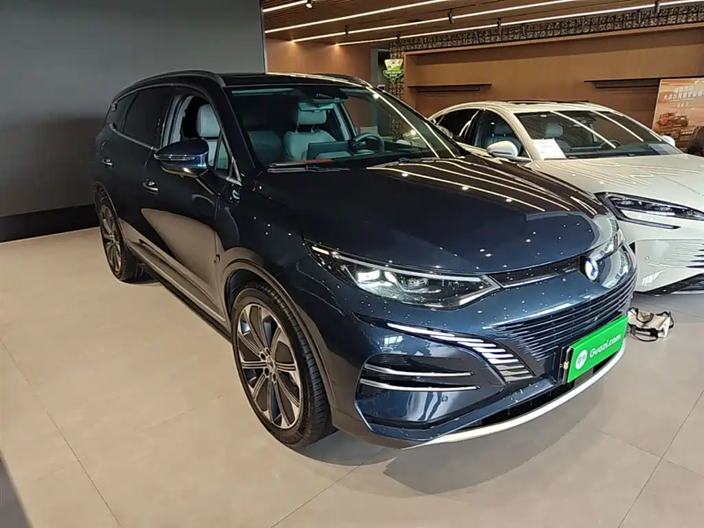 Denza N8 4 WD Super Hybrid Flagship 6-seat