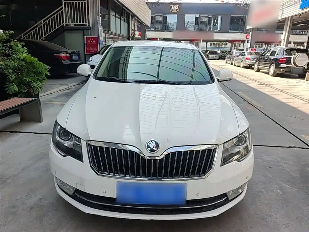 Superb 1.8 TSI Auto Elegant