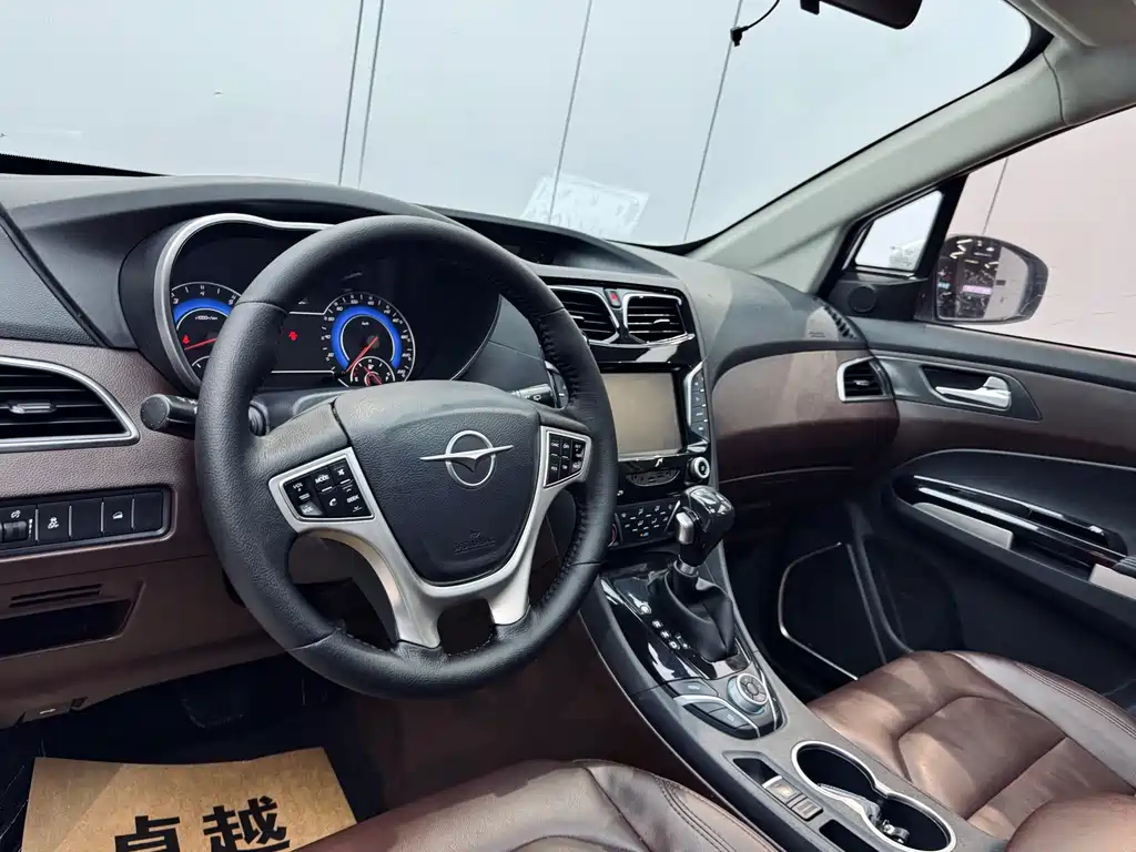 Family F7 1.5 T 7-seat Auto Comfort