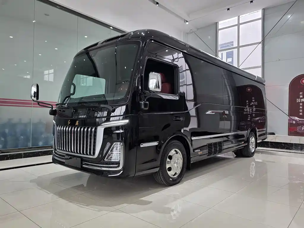 Hongqi Jinkuihua Guoyue 3.0 T Flagship 17-seat