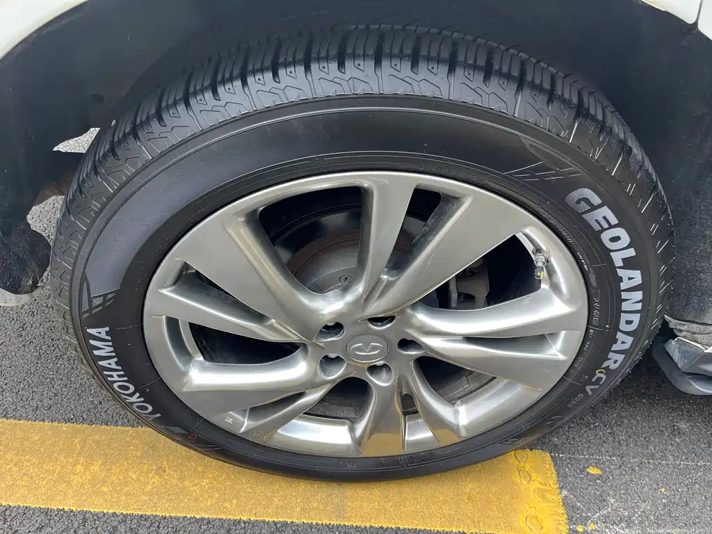 Infiniti QX60 (Import) 英菲尼迪QX60(进口) 2014款 2.5 S/C Hybrid 两驱卓越版