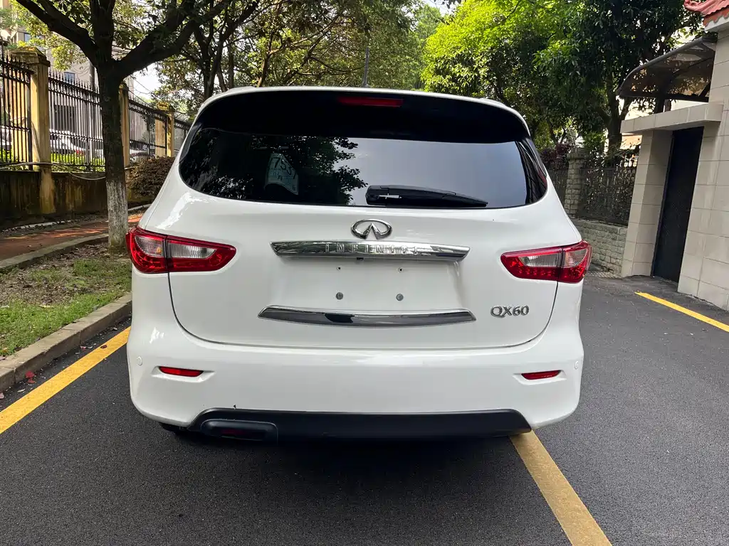 Infiniti QX60 (Import) 英菲尼迪QX60(进口) 2014款 2.5 S/C Hybrid 两驱卓越版