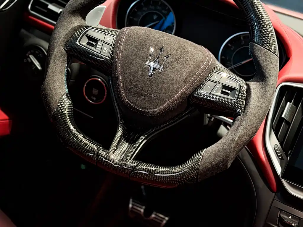 Ghibli Ghibli 2023款 3.0 T Modena