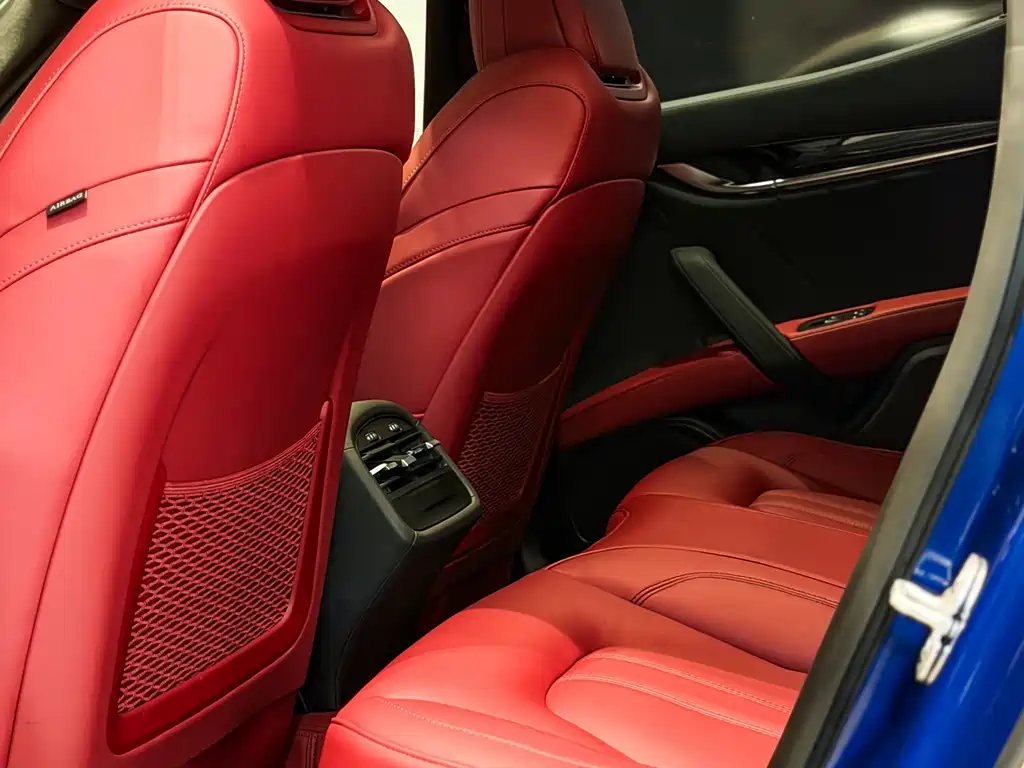 Ghibli Ghibli 2023款 3.0 T Modena