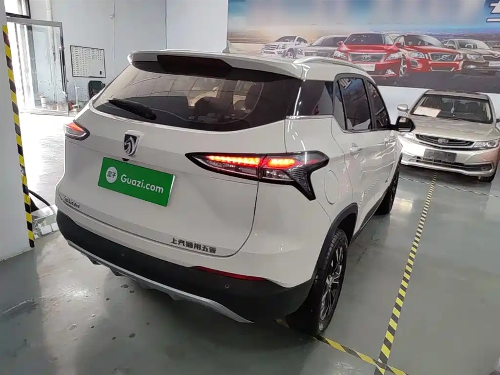 Baojun 510 1.5 L Manual Luxury