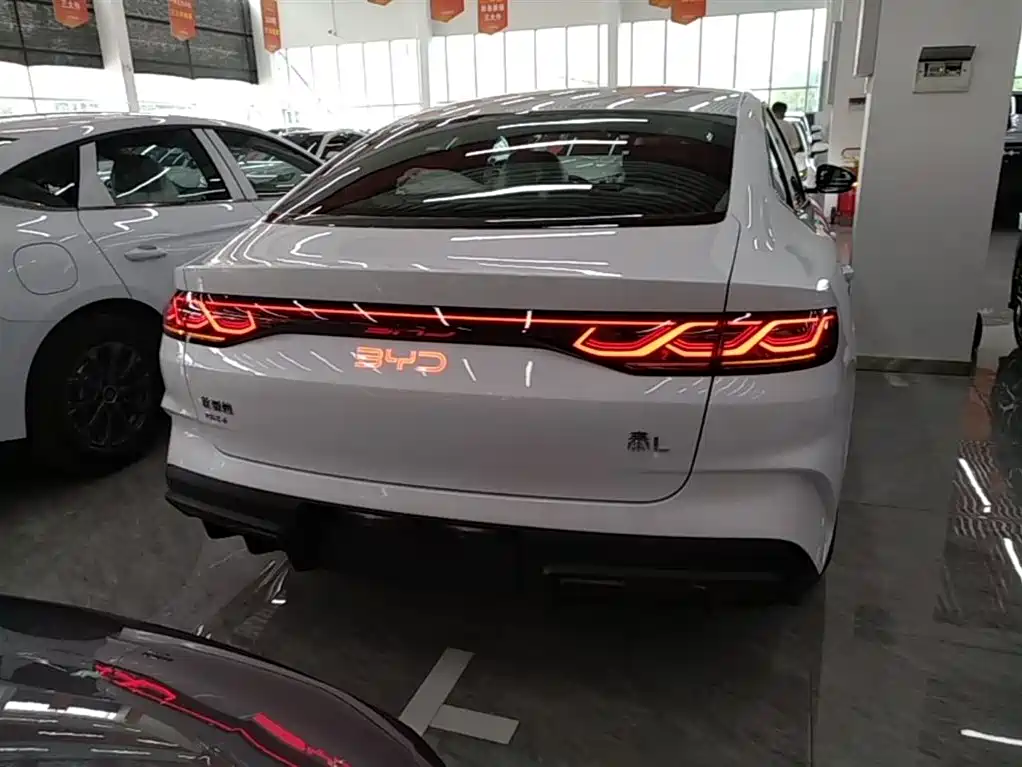 Qin L 秦L 2026款 DM-i 128 KM进取型