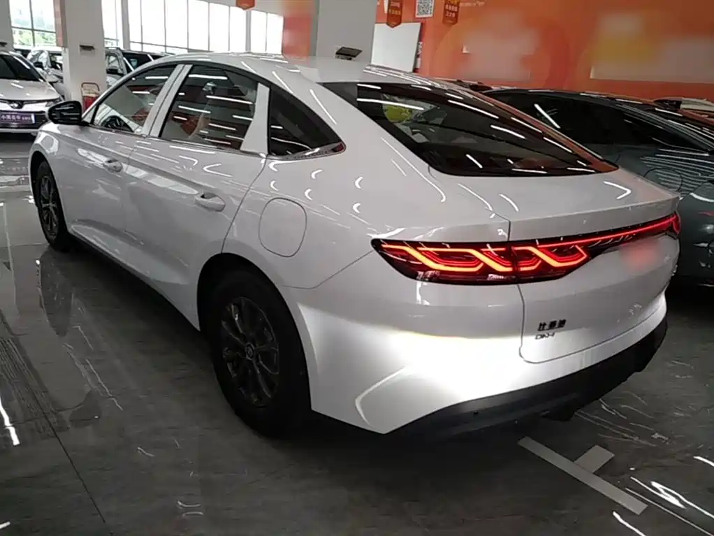 Qin L 秦L 2026款 DM-i 128 KM进取型