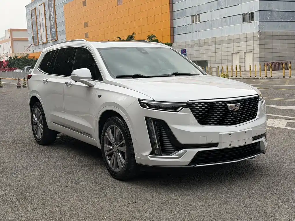 Cadillac XT6 28 T 6-seat 4 WD Luxury