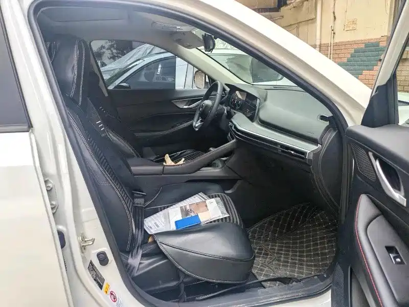 Changan CS35 PLUS Blue Whale NE 1.4 T DCT Luxury