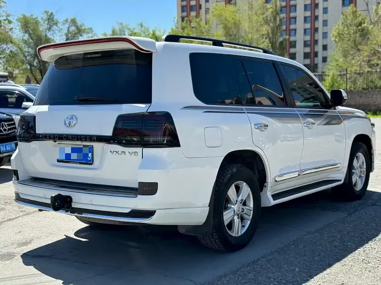 Toyota Land Cruiser 4.7 L Auto VX
