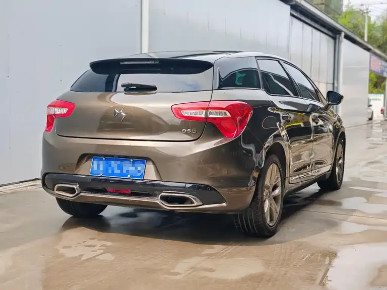 DS 5 DS 5 2013款 1.6 T 豪华版THP200