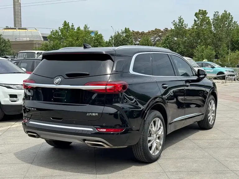 Buick Enclave 652 T 4 WD Premium Flagship 6-seat