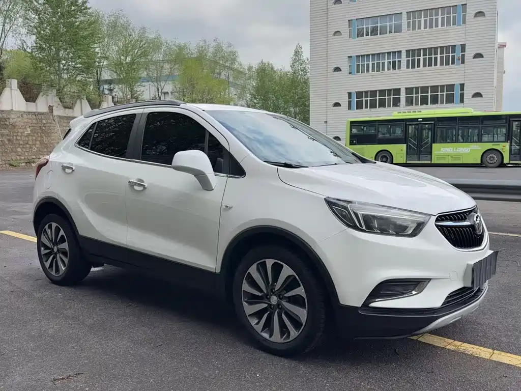 Encore 18 T Auto 2 WD Urban Elite