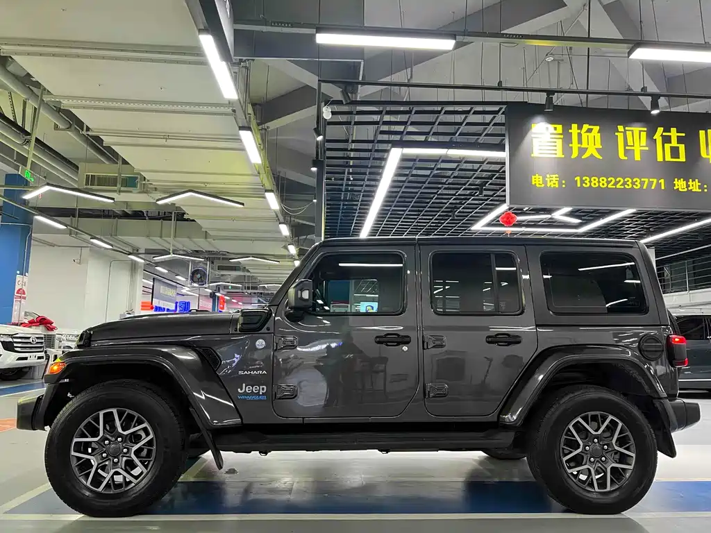 Wrangler NEV 4-door 2.0 T 4 xe Sahara