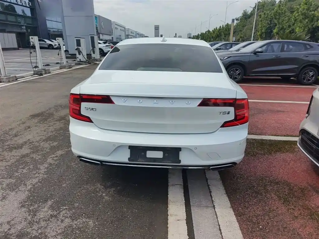 Volvo S90 T5 Smart Vision Luxury