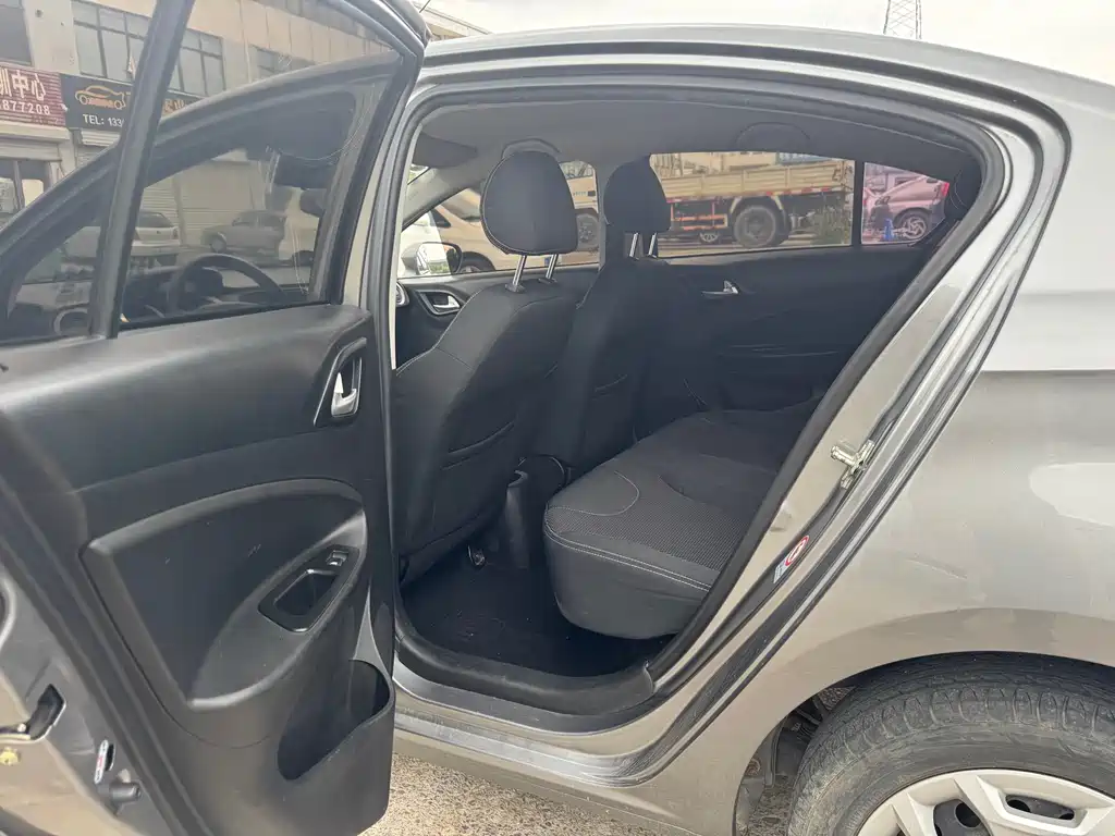 Brilliance H230 1.5 L Manual Comfort