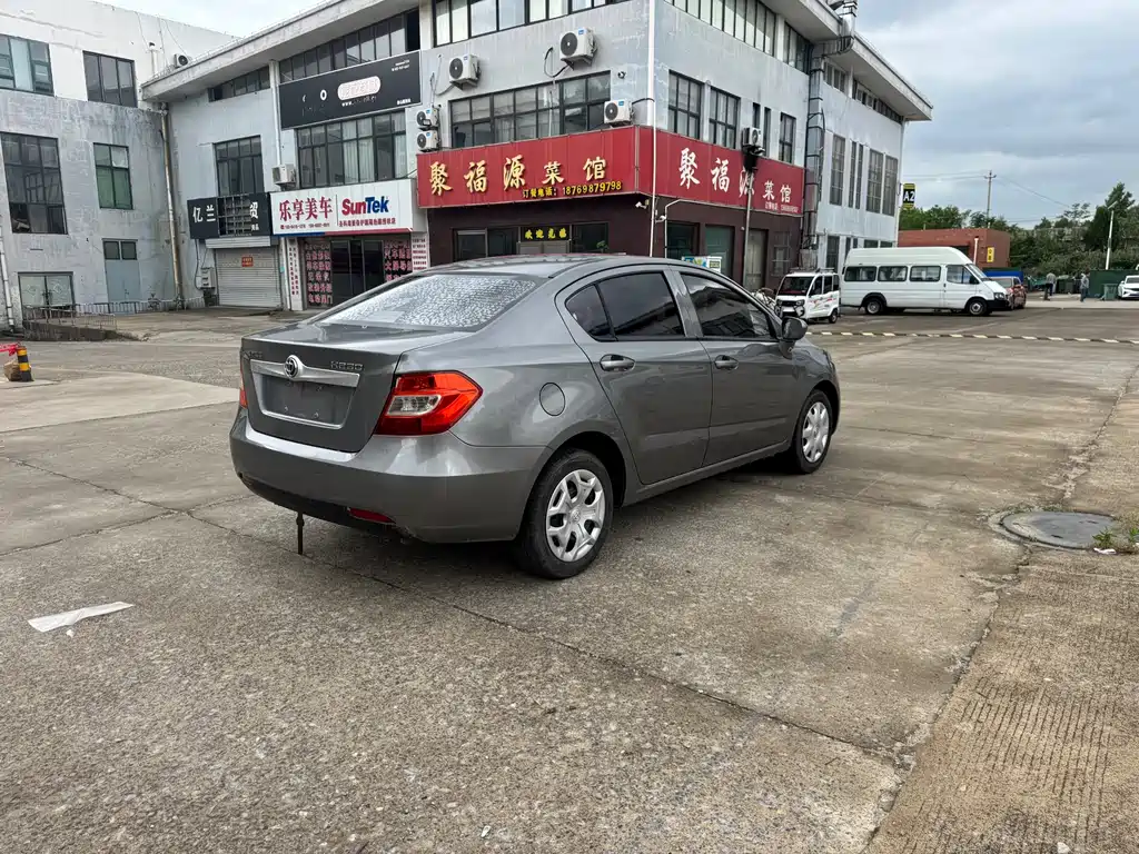 Brilliance H230 1.5 L Manual Comfort