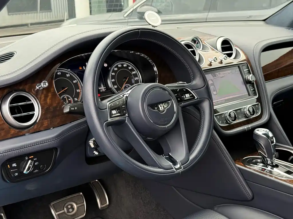 Bentayga 6.0 T Standard