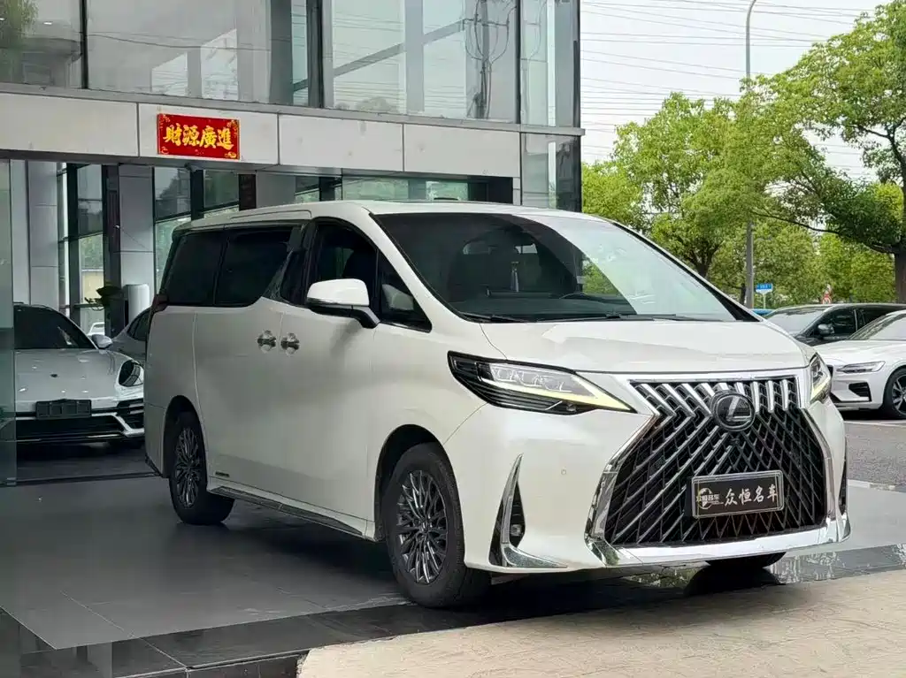 Lexus LM 300 h 7-seat Elegant