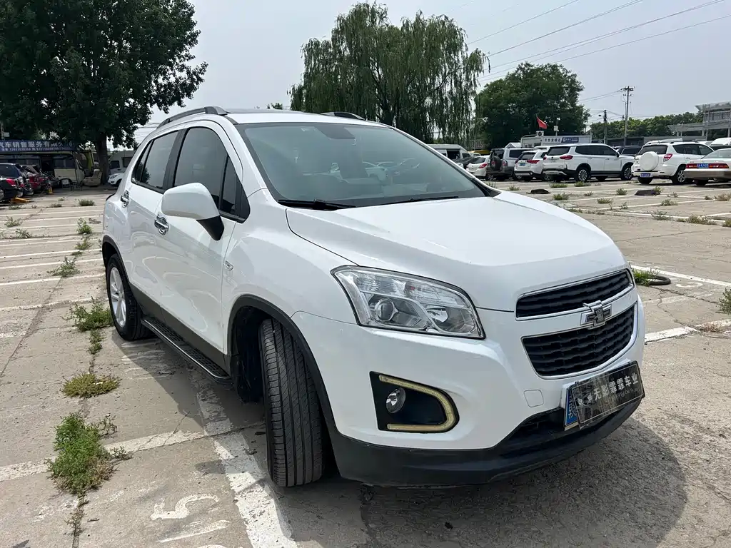 Tracker 1.4 T Auto 2 WD Comfort Sunroof