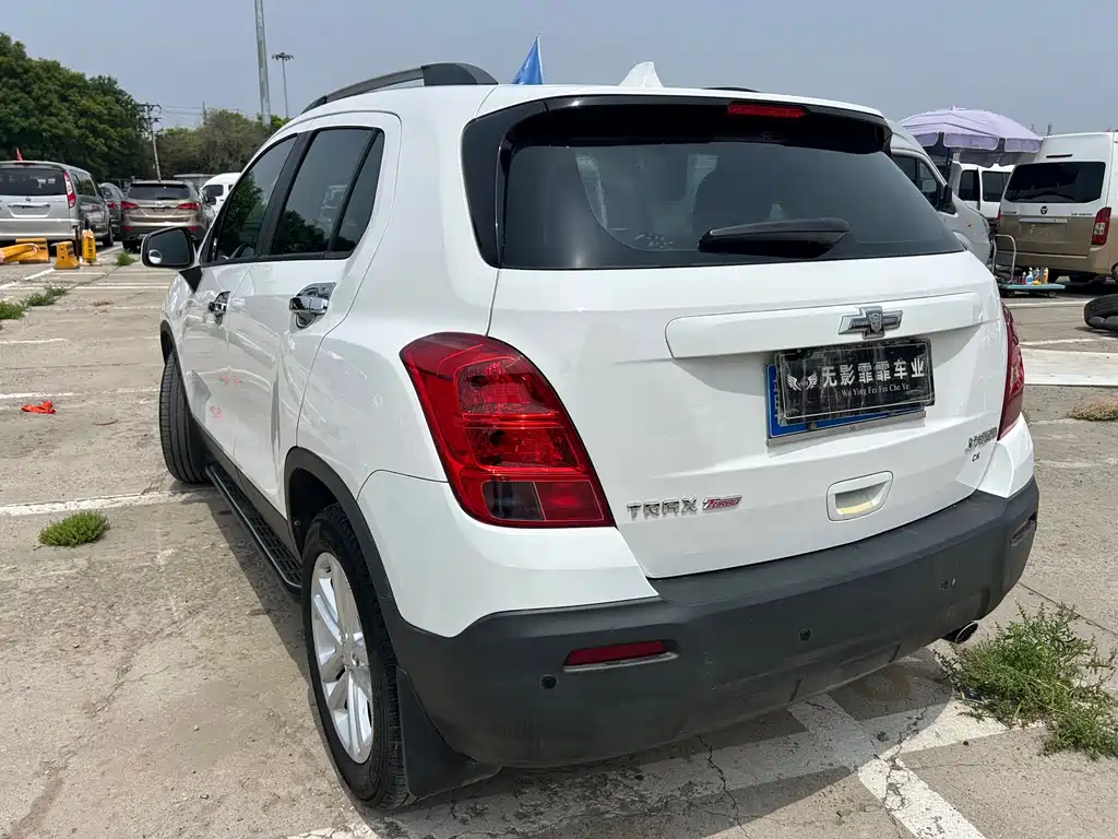 Tracker 1.4 T Auto 2 WD Comfort Sunroof