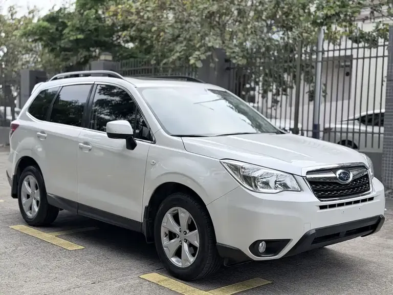 Subaru Forester 2.5 i Auto Elite