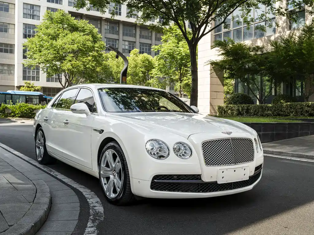 Flying Spur 4.0 T V8 Distinguished