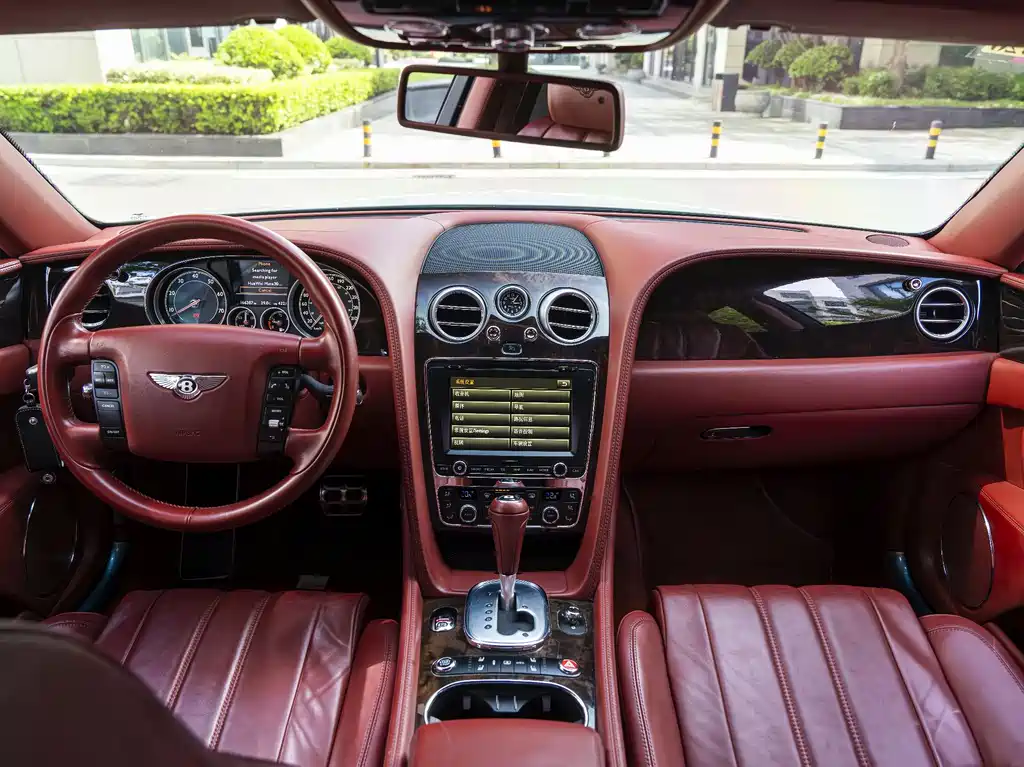 Flying Spur 4.0 T V8 Distinguished