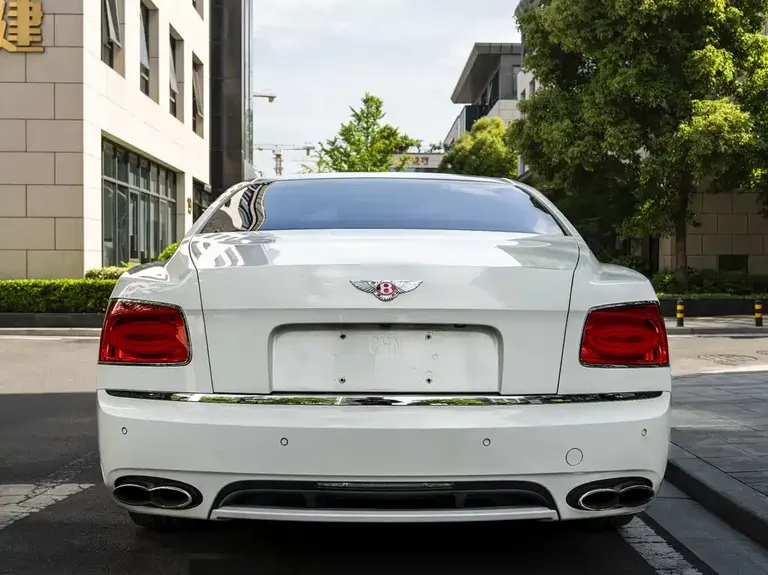 Bentley Flying Spur 4.0 T V8 Distinguished
