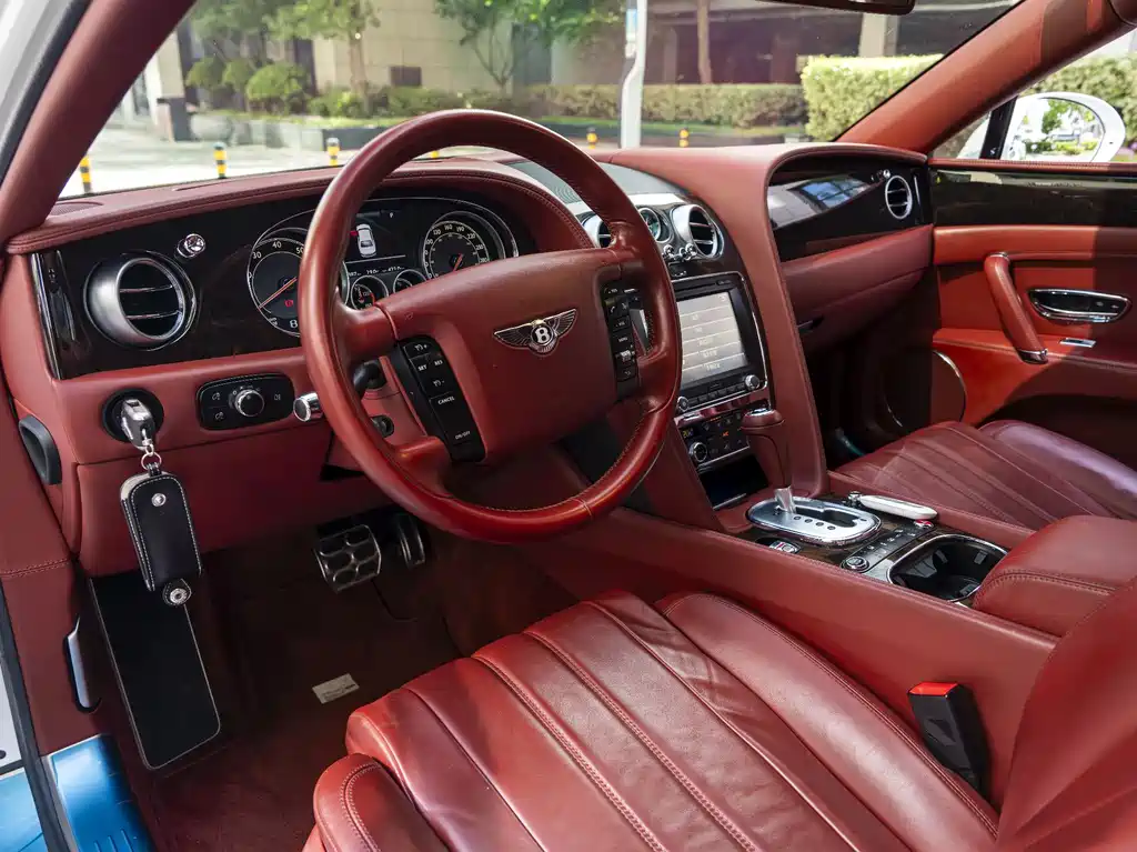 Flying Spur 4.0 T V8 Distinguished