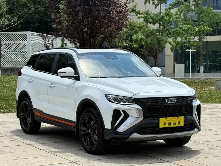 Geely Boyue Boyue X 1.8 TD DCT Smart Style