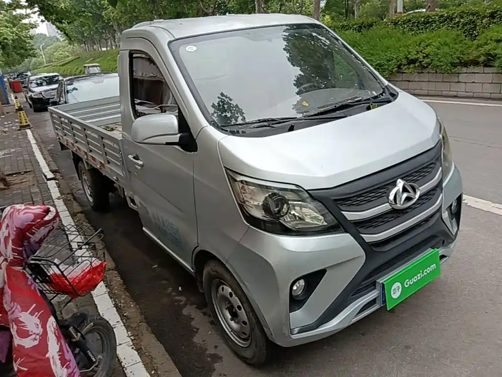 Changan Xingka 长安星卡 2021款 1.5 L标准型长轴版单排JL473 QH